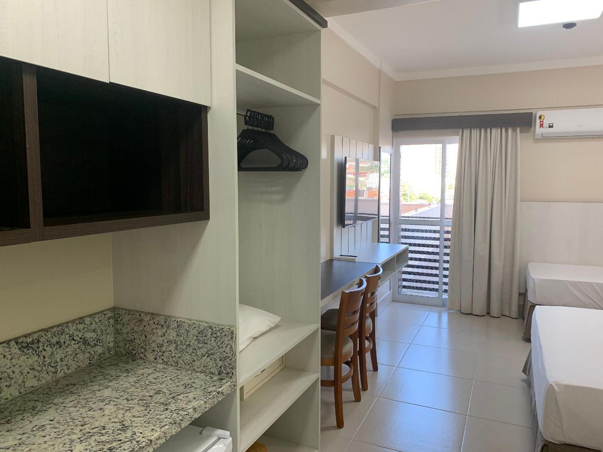 Hotel Spazzio Diroma Cafe Da Manha E Acesso Ao Acqua Park Caldas Novas Exterior foto
