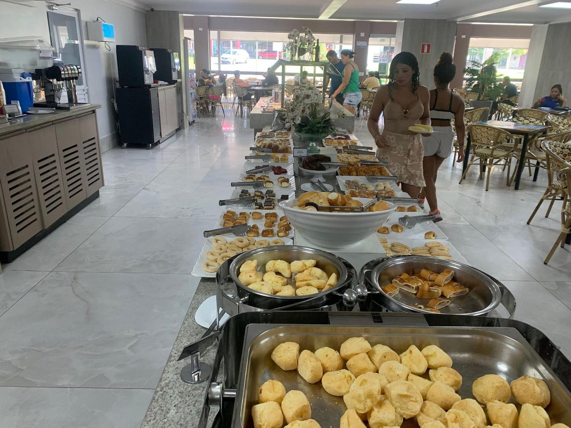 Hotel Spazzio Diroma Cafe Da Manha E Acesso Ao Acqua Park Caldas Novas Exterior foto