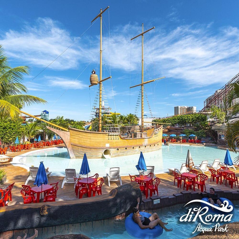 Hotel Spazzio Diroma Cafe Da Manha E Acesso Ao Acqua Park Caldas Novas Exterior foto